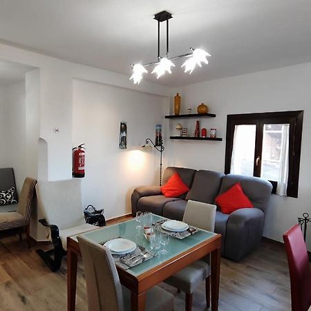 Vila Cr Vista Alegre Mazaleon Exteriér fotografie